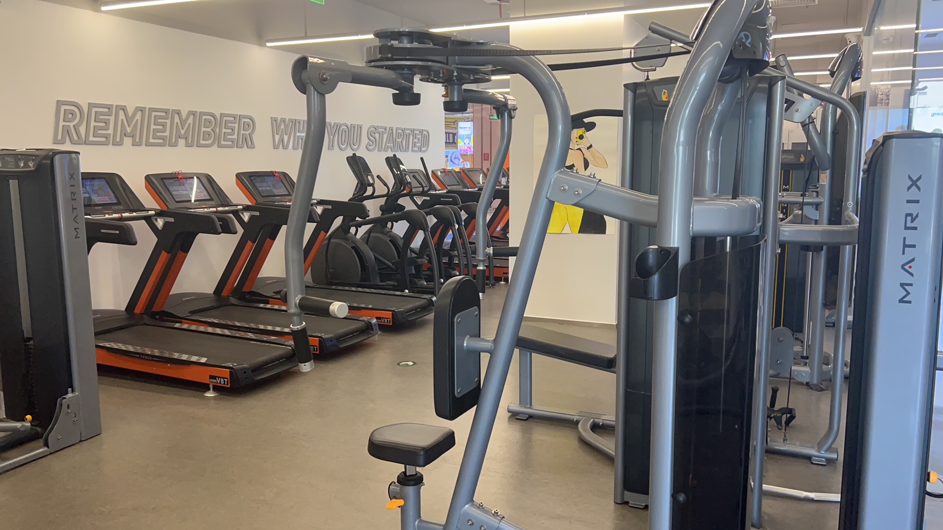 摄于2023年7月9日某商场乐刻健身，Remember Why You Started